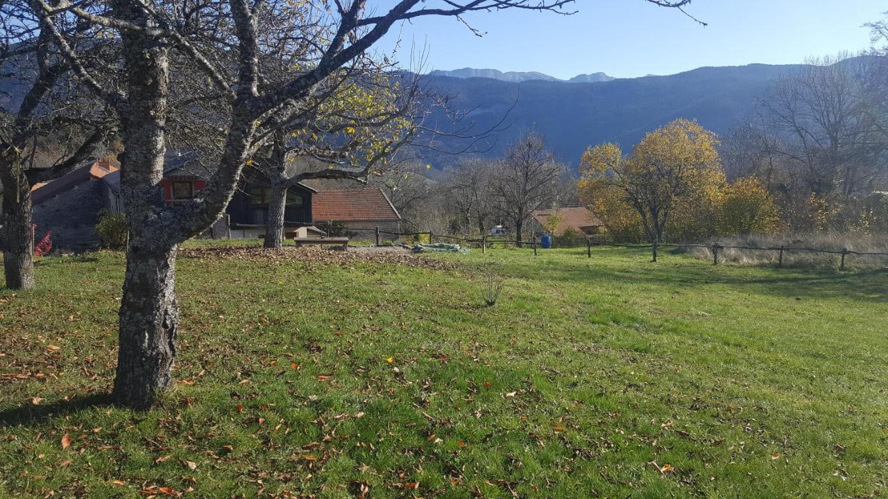 Gite Bard Des Ours Saint-Martin-en-Vercors Exteriér fotografie